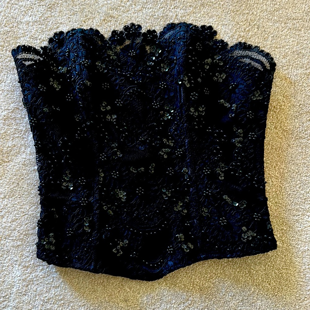 Lace boustier